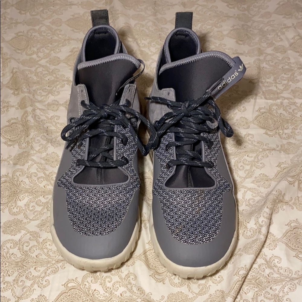 Adidas shoes - Picture 2 of 6